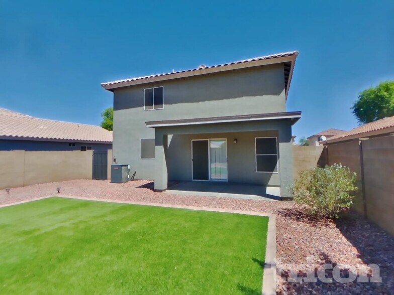 Building Photo - 11817 W Poinsettia Dr