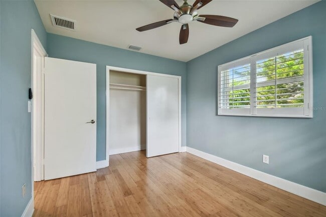 Building Photo - 340 Mehlenbacher Rd