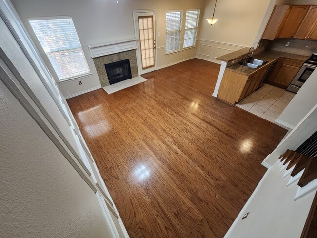 Primary Photo - Gorgeous 2 story 3-bedroom 2.5-bath townhouse centrally located in Dallas Fort Worth metroplex