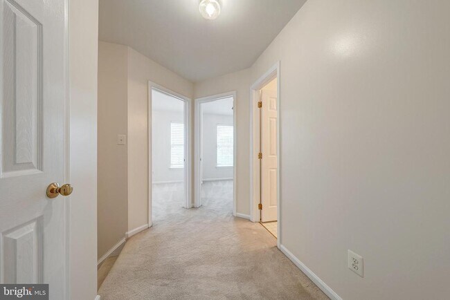 Building Photo - 11444 Heritage Commons Way