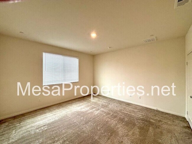Building Photo - 12594 Ava Loma St