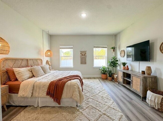 Building Photo - 8151 SW 135th Loop