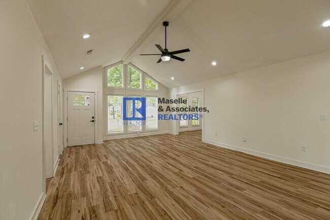 Building Photo - 107 Cumberland Rd