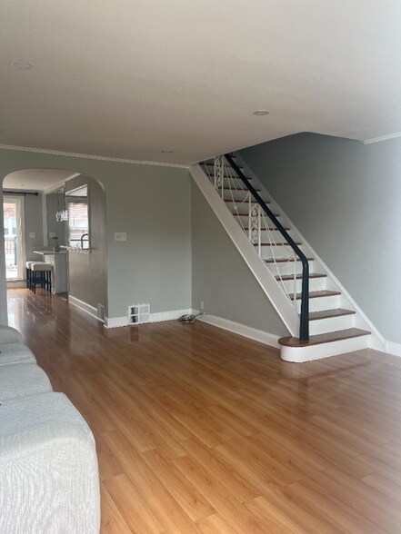Building Photo - 7132 Kindred St
