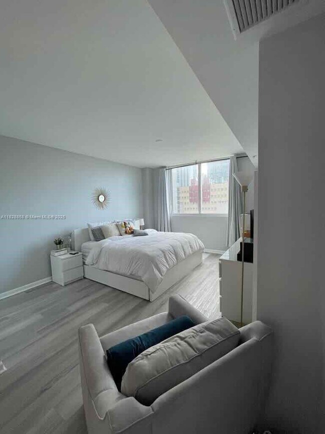 Building Photo - 244 Biscayne Blvd