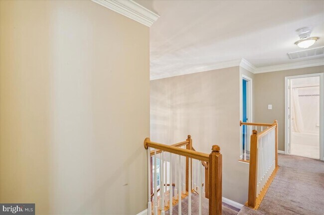 Building Photo - 8931 Falls Farm Dr