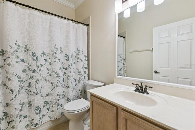 Building Photo - 237 Strathmore Cir