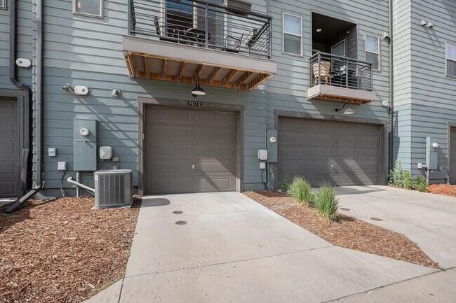 Building Photo - 9072 E 47th Ave