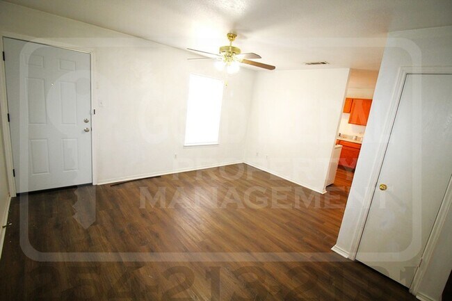 Building Photo - 1708 Windward Dr