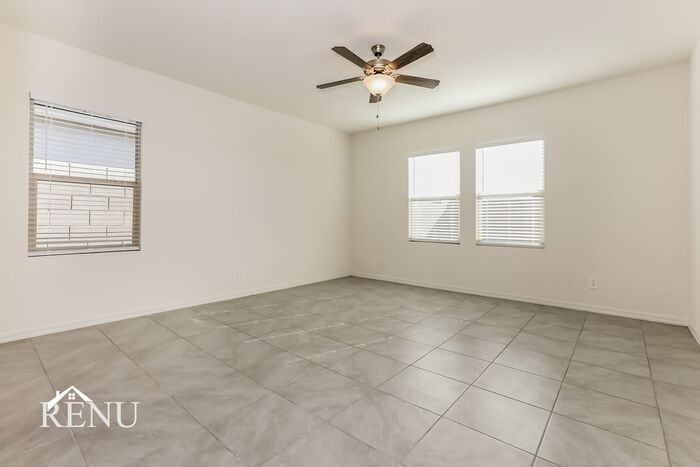 Building Photo - 35621 W San Capistrano Ave