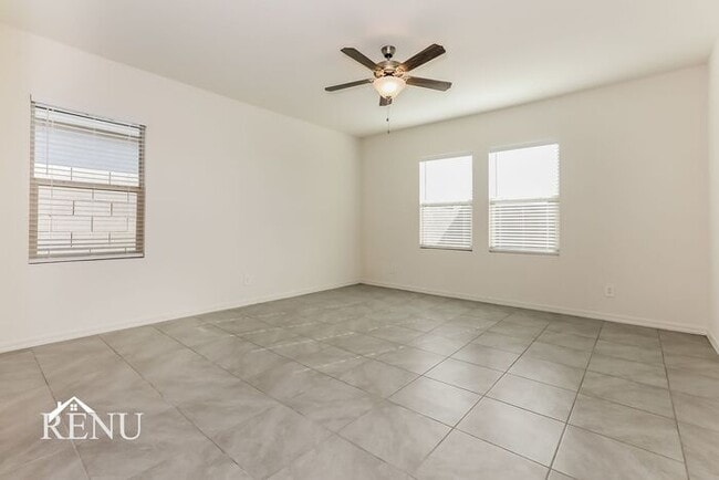 Building Photo - 35621 W San Capistrano Ave