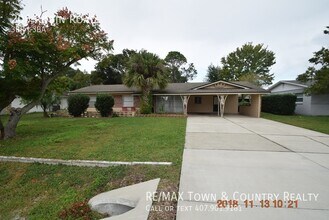 Building Photo - 206 Robin Rd