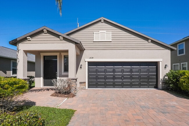 Building Photo - 11638 Lake Blvd