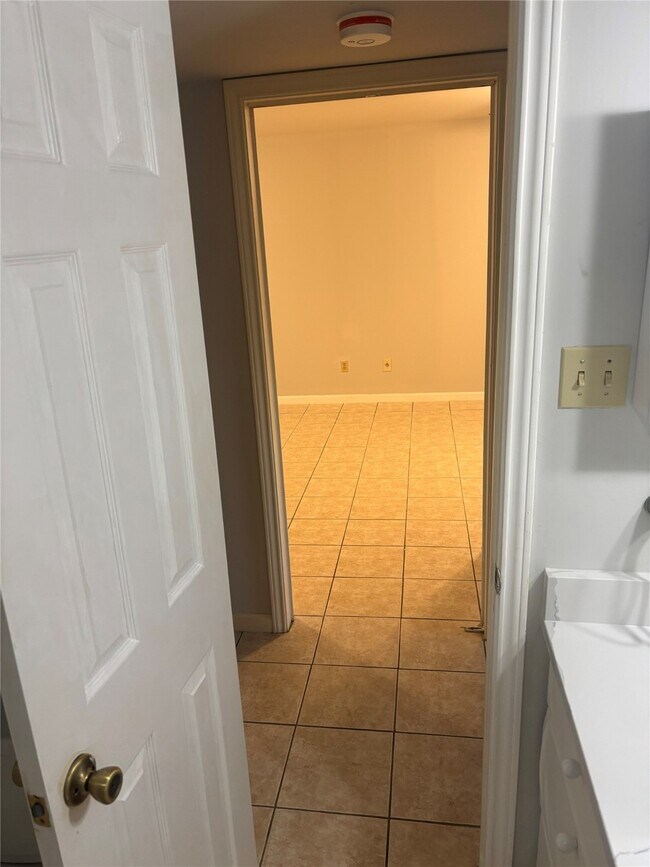 Building Photo - 14333 Memorial Dr