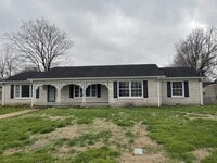 Building Photo - 803 Nichols St