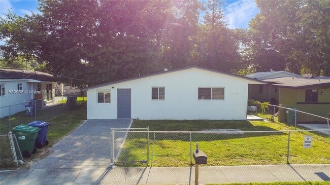 Building Photo - 5510 NW 30th Ave