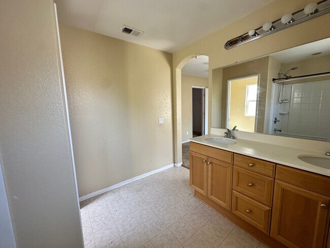 Building Photo - 1431 Trouville Ln