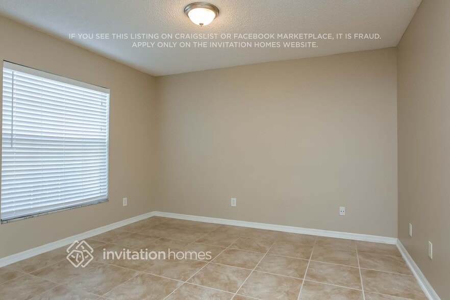 Building Photo - 2434 Bayhill Dr