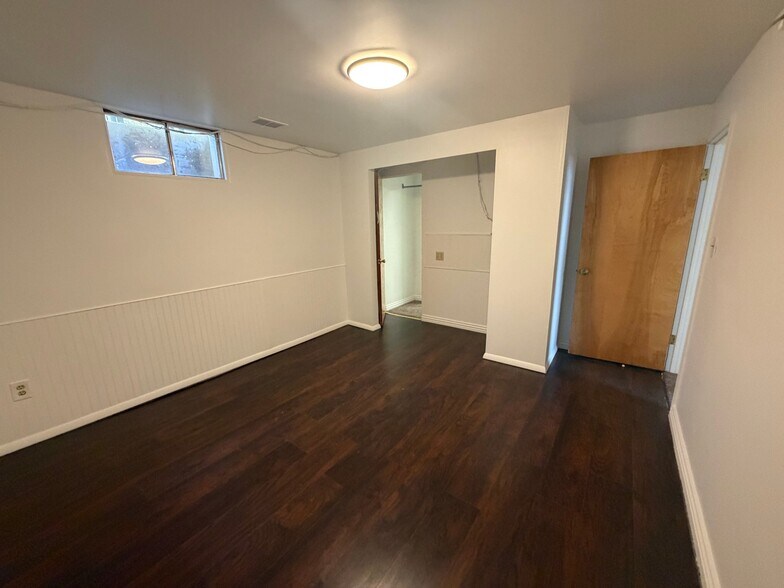 Building Photo - 1134 Cherry Ln