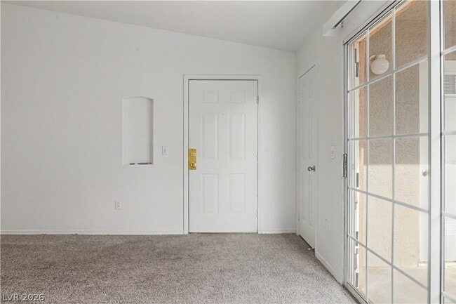 Building Photo - 4730 E Craig Rd