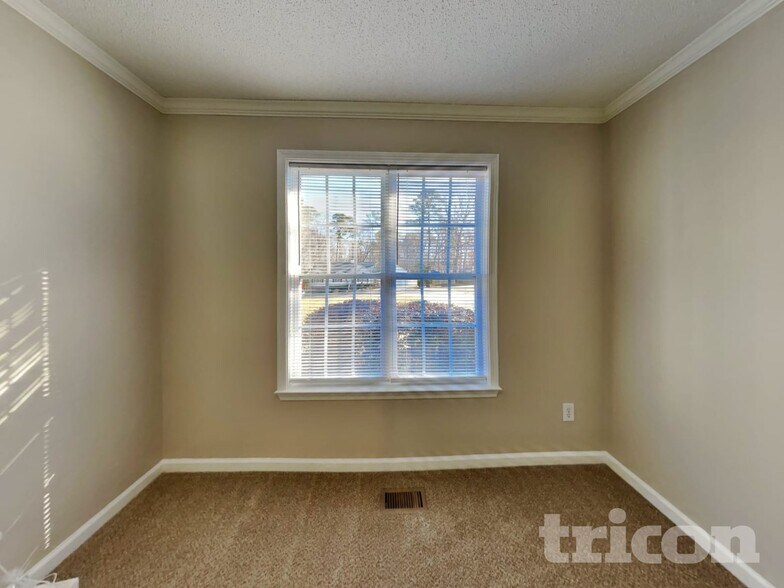 Building Photo - 76 Wild Oaks Ct