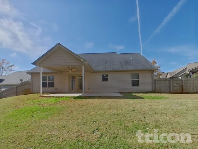 Building Photo - 580 Marchbanks Rd