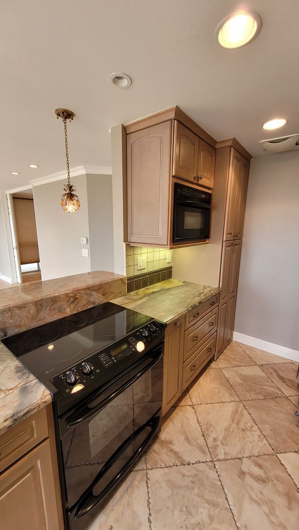 Building Photo - LA JOLLA VILLAGE - Park Prospect - Nice 2 ...