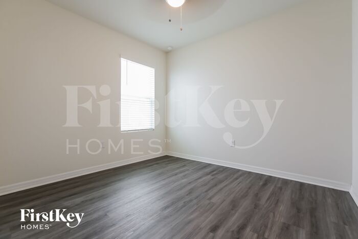 Building Photo - 4809 San Palermo Dr