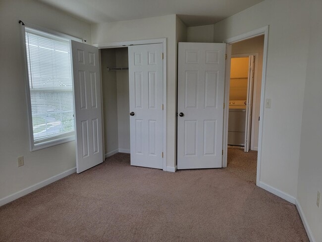Building Photo - 137 Mount Olive Ln