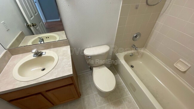 Building Photo - 13104 Lexington Summit St