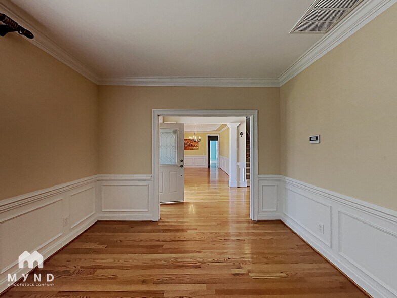 Building Photo - 11644 James Richard Dr