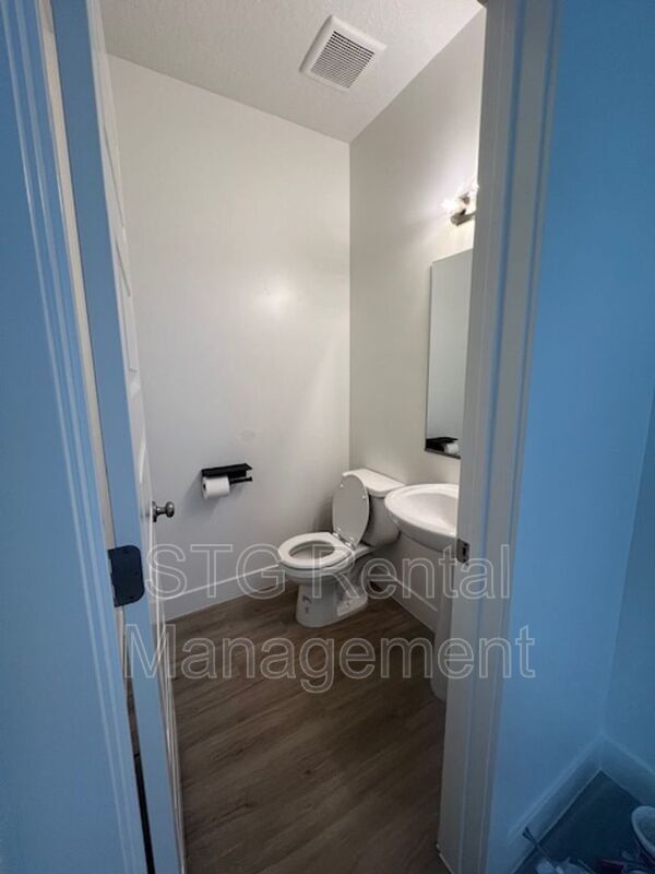 Building Photo - 4216 Strider Ln