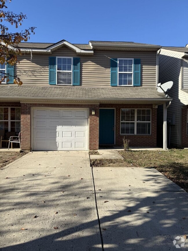 Building Photo - 3 bed home