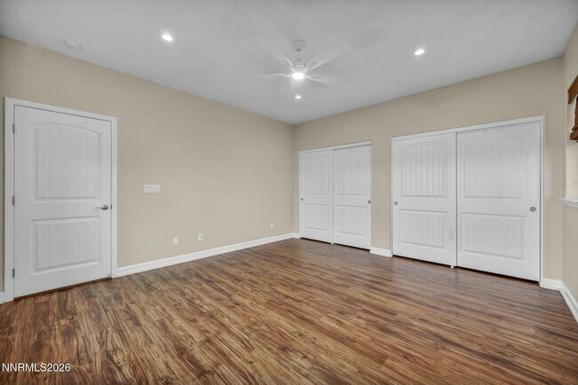 Building Photo - 58 Caliente St