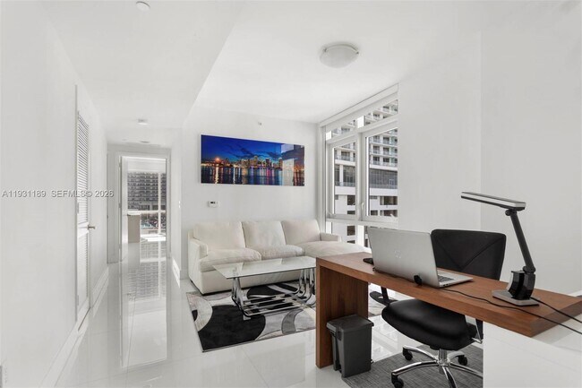 Building Photo - 3951 S Ocean Dr