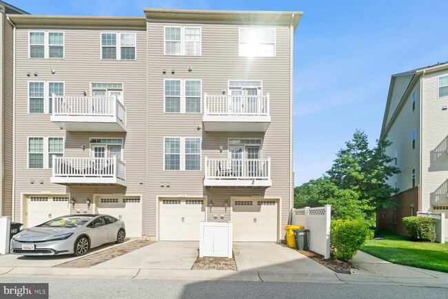 Building Photo - 320 Chessington Dr
