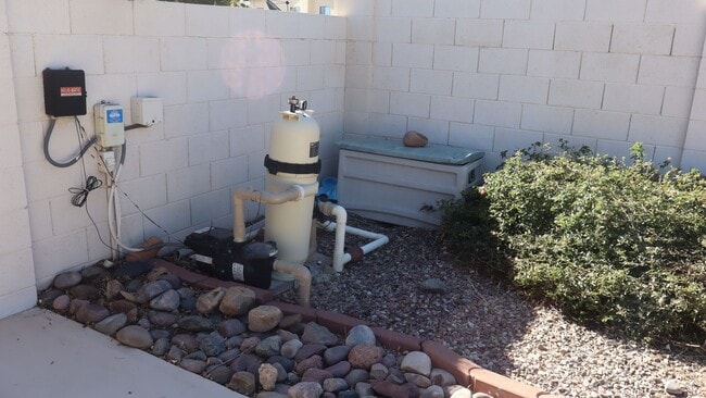 Building Photo - In ground Pool