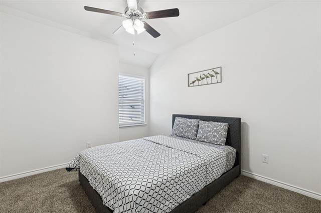 Building Photo - 11112 Canyon Oak St