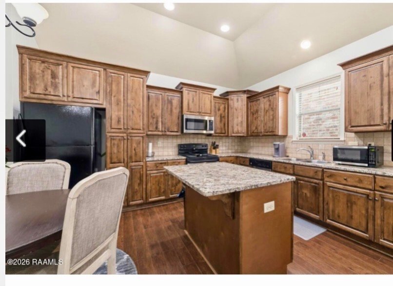 Building Photo - 343 Chimney Rock Blvd