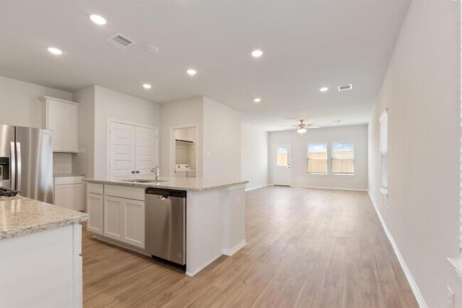 Building Photo - 5827 Fresh View Ct