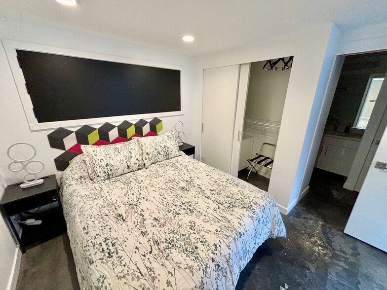 Building Photo - 110 Erie Ave