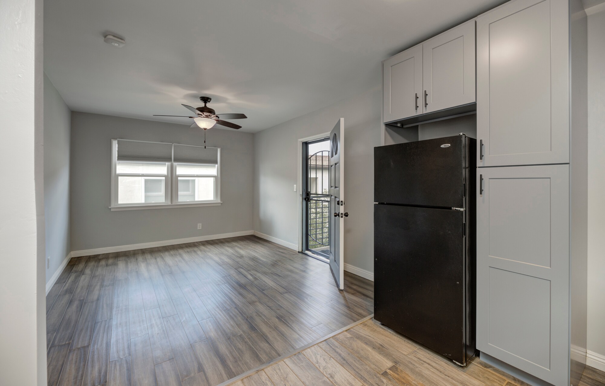 Building Photo - 1048 4th St