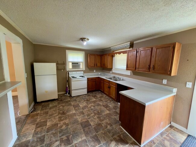 Building Photo - Marshall Street