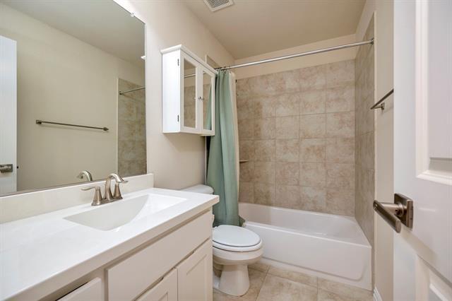 Building Photo - 4600 Crossvine Dr