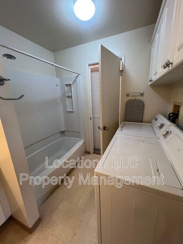 Building Photo - 94-1400 Kulewa Loop