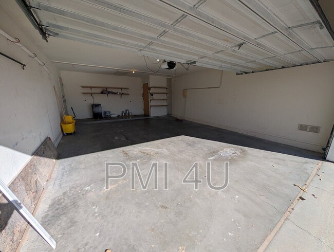 Building Photo - 3213 22nd Ave SE