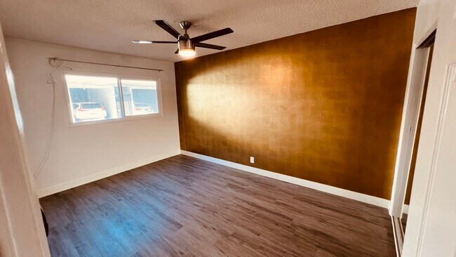Building Photo - 4949 Coldwater Canyon Ave