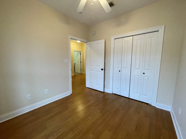 2nd bedroom - 20637 Blueberry Ln