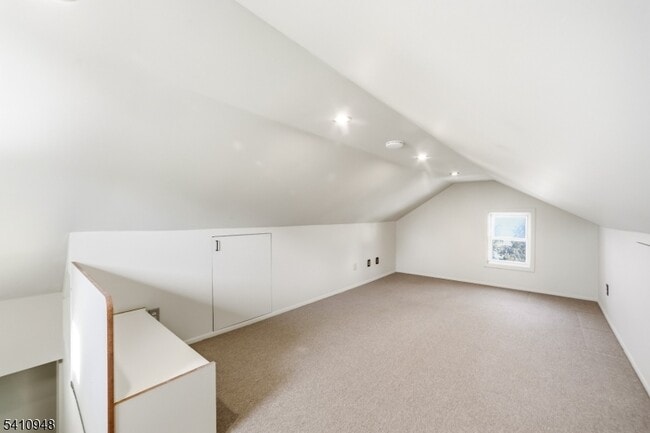 Building Photo - 65 Ridge Ave