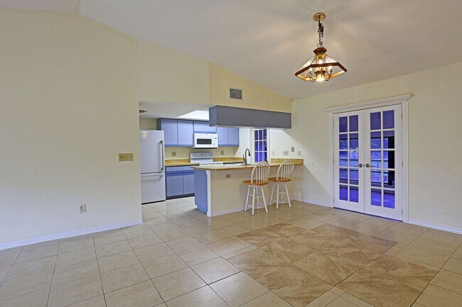 Building Photo - North Fort Myers Single Family Home AVAILABLE NOW